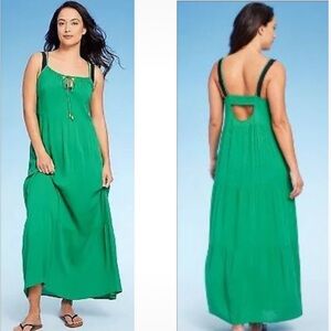 Kona Sol Vibrant Winter Green Maxi Tier Dress in medium